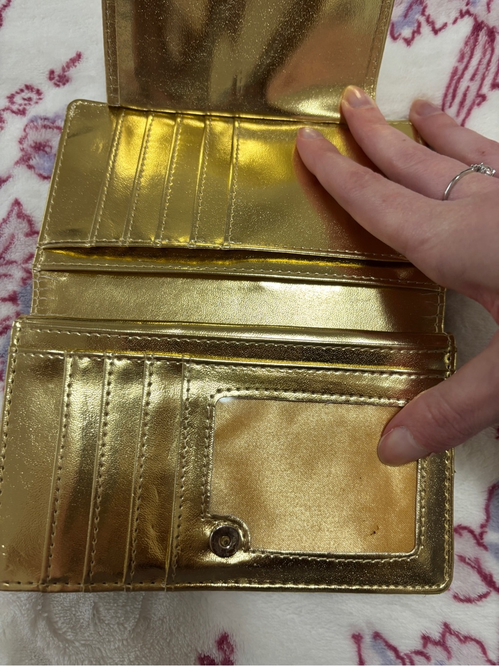 Hello Kitty Purse/ Wallet - Picture 5 of 11
